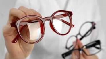 Adaptação de Óculos e Lentes